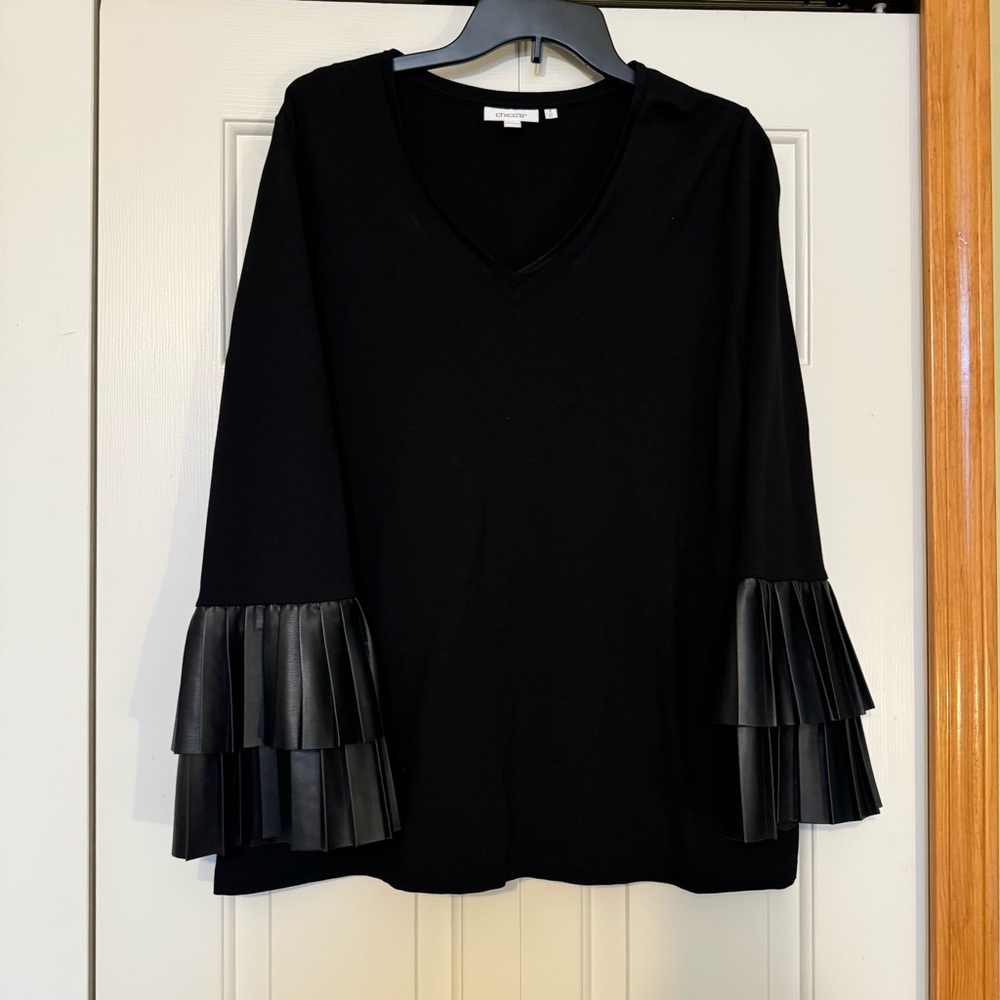 Chico's‎ Ponte Faux Leather Pleat Sleeve Classic Gothic Top